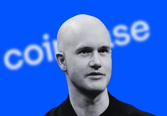 President-Donald-Trump-Prepares-for-Private-Meeting-with-Coinbase-CEO_1.webp