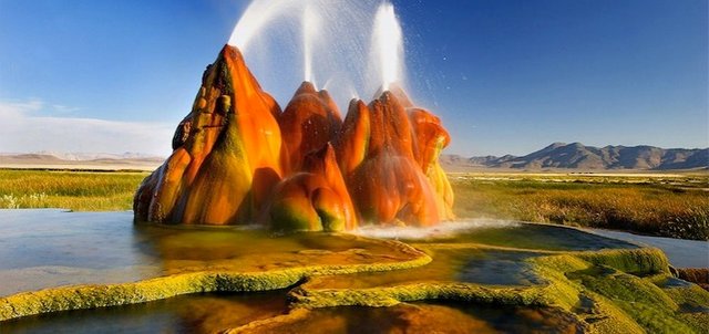 Fly-Geyser-Nevada-720x340.jpg