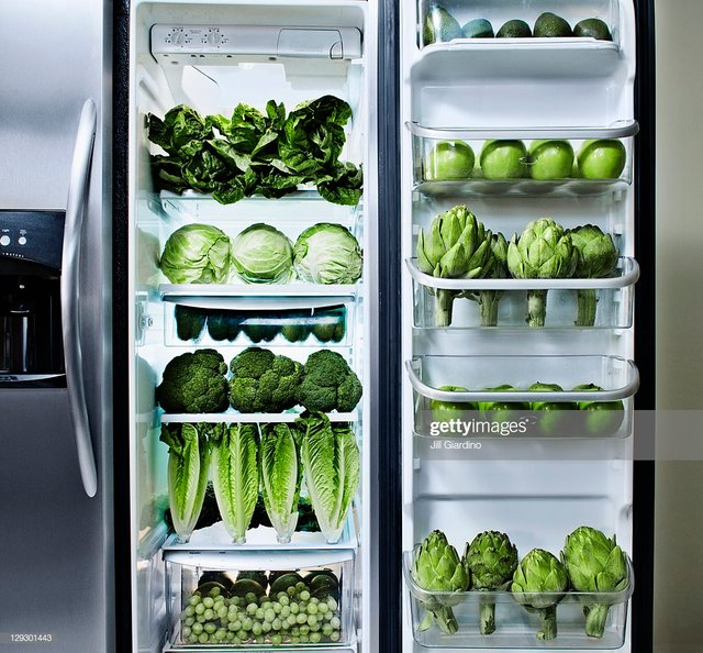 green-vegetables-in-refrigerator-picture-id129301443.jpg