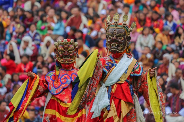 201809223__masked dance.jpg