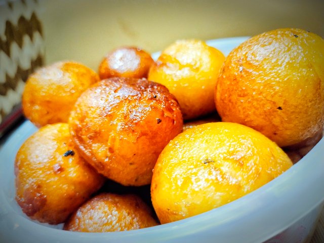 laddu-6258444_1280.jpg