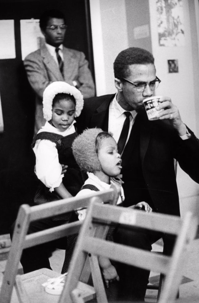 Fotografías de Malcolm X el día antes de ser asesinado 8.jpg