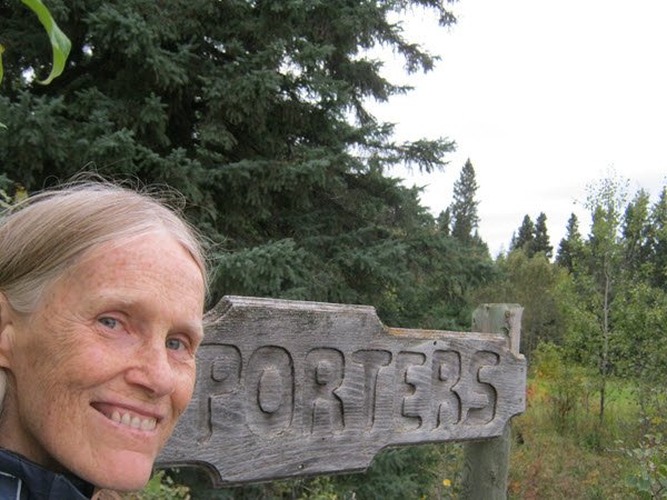 selfie by Porters sign.JPG