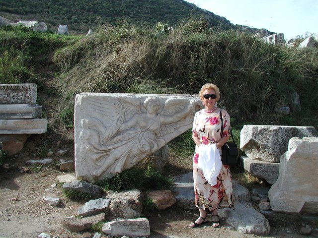 momephesus angel.JPG