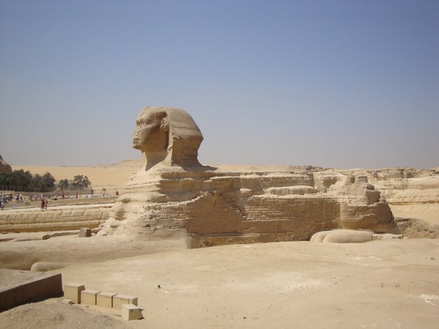 Great_Sphinx_of_Giza_-_Egypt.JPG