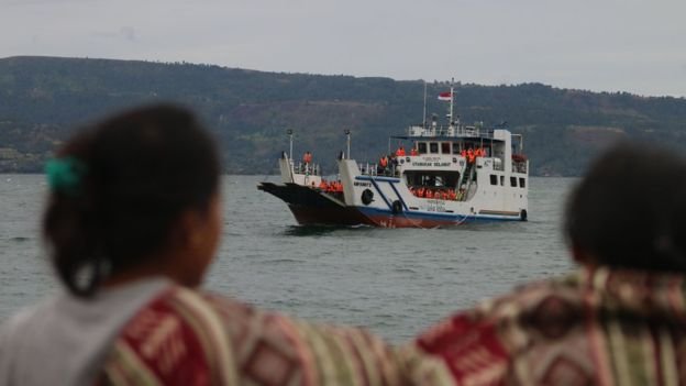 _102111266_toba01.jpg