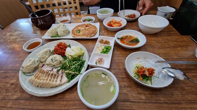 restaurantes-en-seul-comida-coreana.jpg