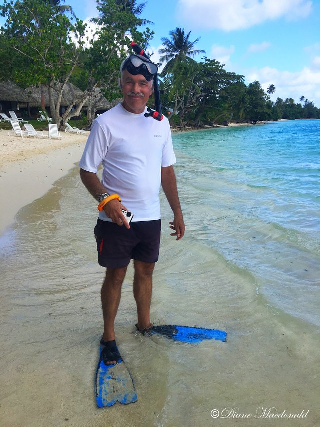 jim beach Huahine.jpg