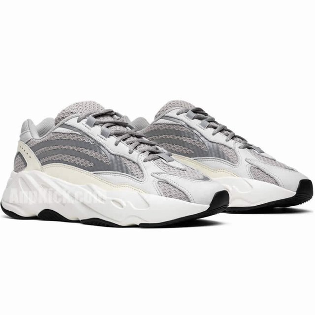 yeezy 700 static boost sneakers pink