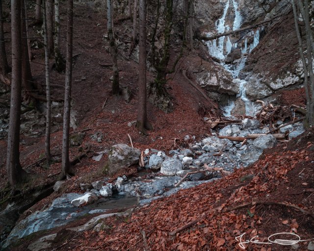 2018-12-28-Fbg-Icy-Waterfalls-02.jpg
