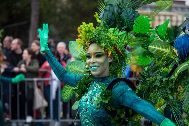 carnival-7847111_1280.jpg