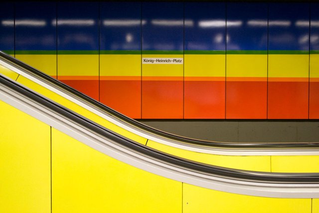 colourful-subway_3065572355_o (FILEminimizer).jpg