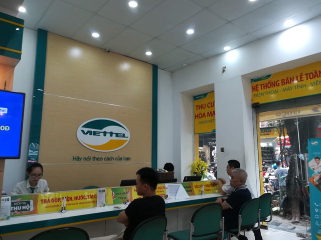 Viettel store.jpg