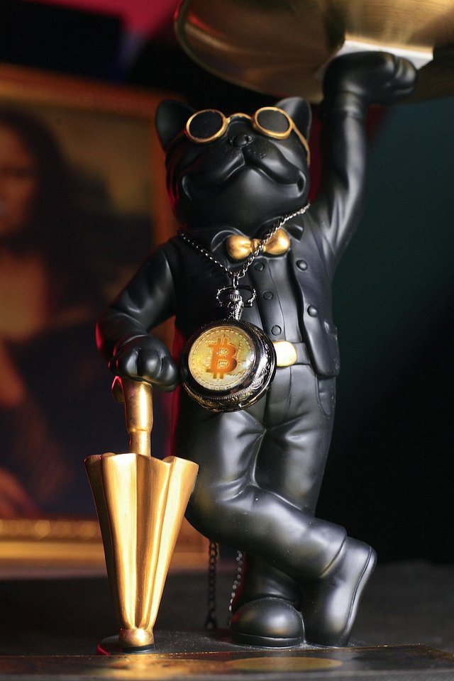 bitcoin-7468145_1280 (1).jpg