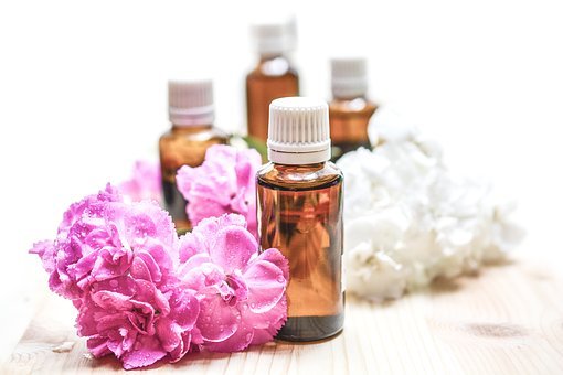 essential-oils-1851027__340.jpg