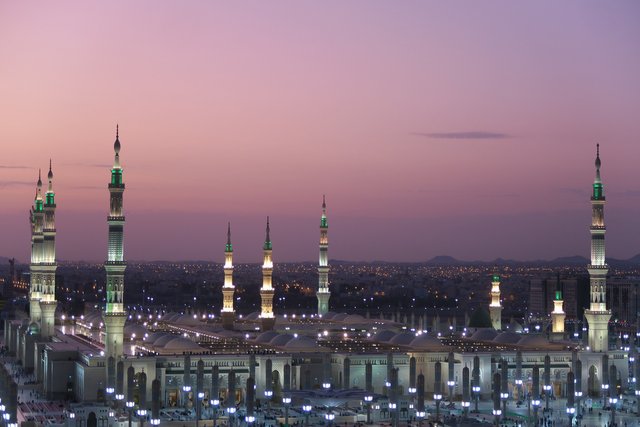 al-masjid-an-nabawi-g7900b8b99_1920.jpg