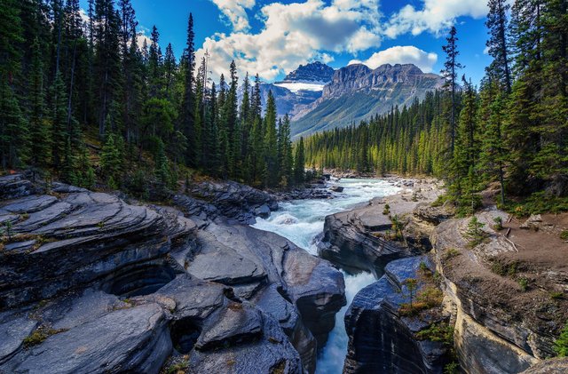 river-5765785_1920.jpg