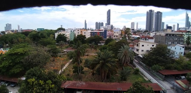 Railway line Old Bangkok Town - April 2020 178.jpg