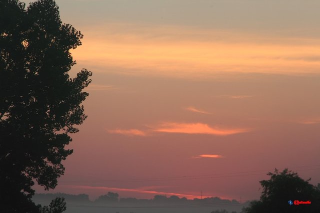 sunrise dawn clouds colorful SR0108.JPG