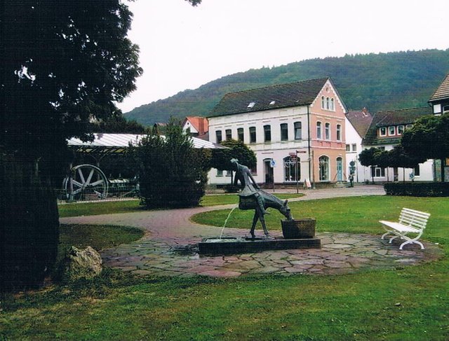 Rad Sylt Bodenw. Münchh.Skulptur 001.jpg