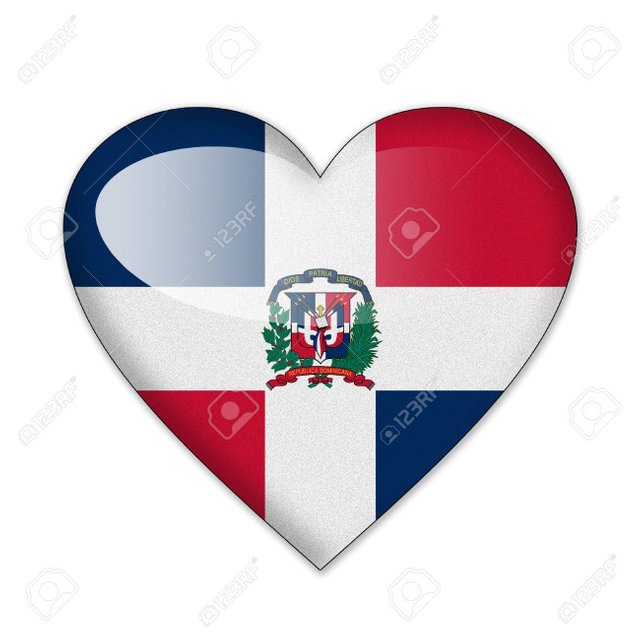 12702808-bandera-dominicana-en-forma-de-corazón-sobre-fondo-blanco.jpg