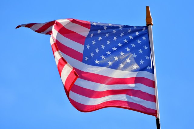 flag-3371279_1280.jpg