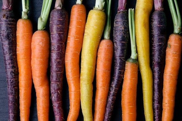 rainbow-carrots-716x477.jpg