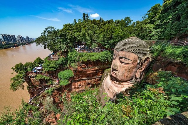 china-in-pictures-beautiful-places-to-photograph-leshan-giant-buddha.jpg