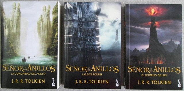 trilogia-el-senor-de-los-anillos-jrr-tolkien-booket-D_NQ_NP_15021-MCO20094958186_052014-F.jpg