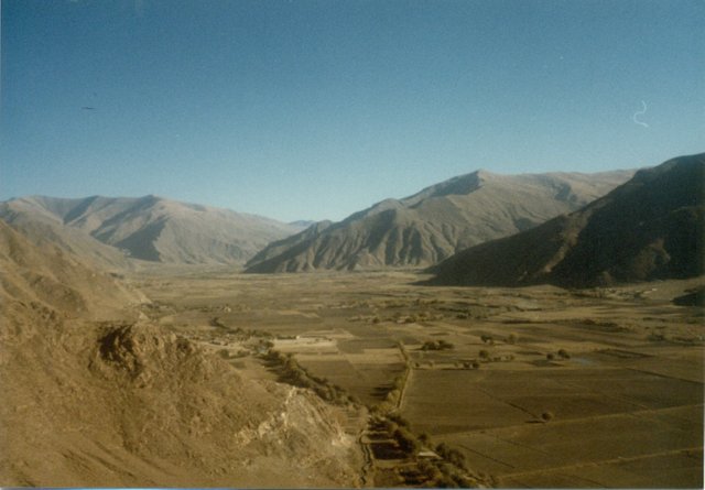 Mountains and valley Tibet.jpg