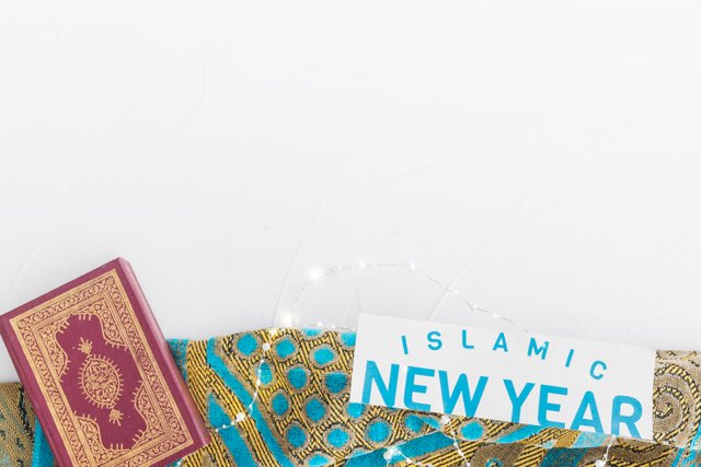 islamic-new-year-words-koran-tablecloth.jpg