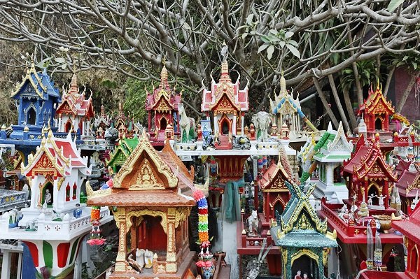 spirit-houses-bangkok-thailand (1).jpg