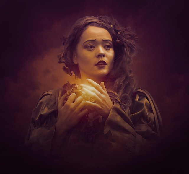 sorceress-4529012_1280.jpg