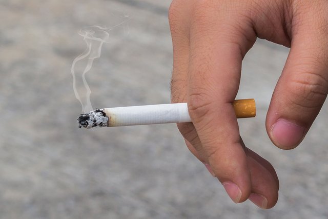 cigarette-shutterstock_385536277.jpg