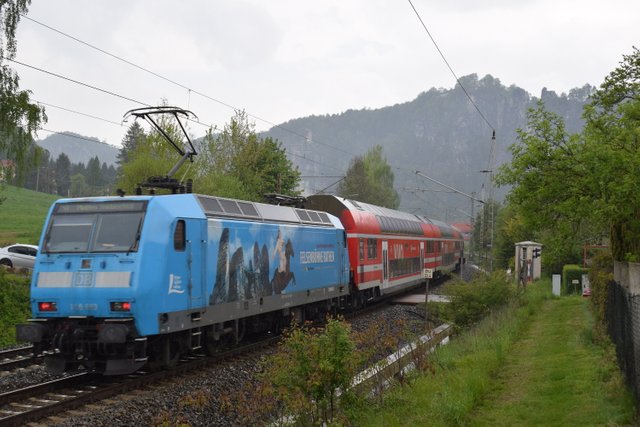 br146blsz01.JPG
