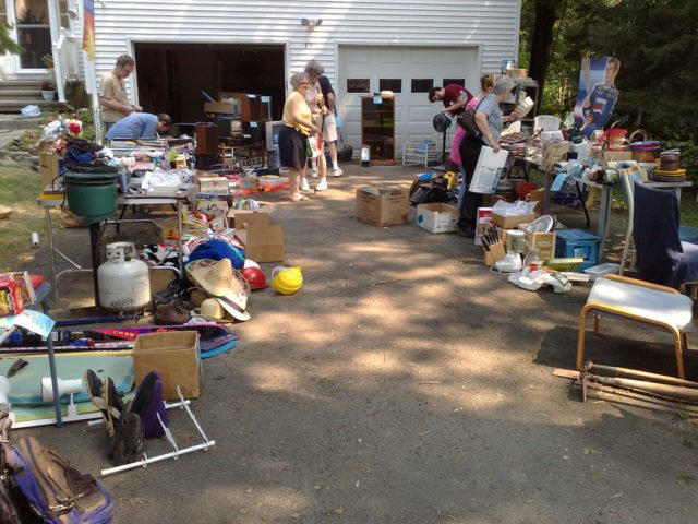 garage-sale.jpg