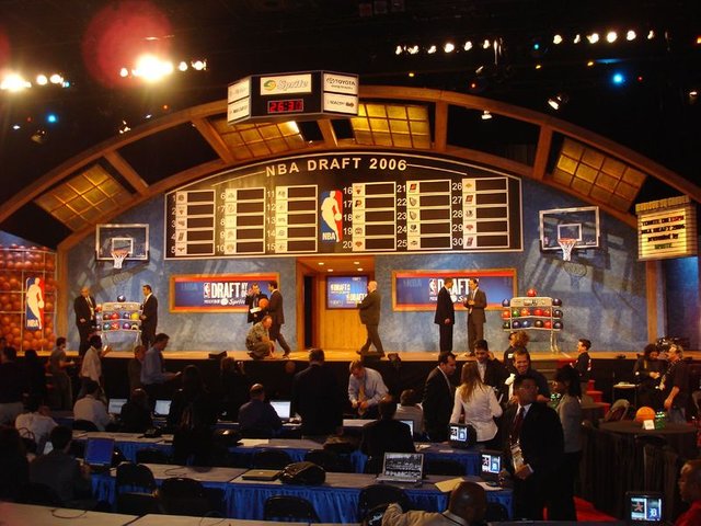 800px-2006_NBA_Draft.jpg