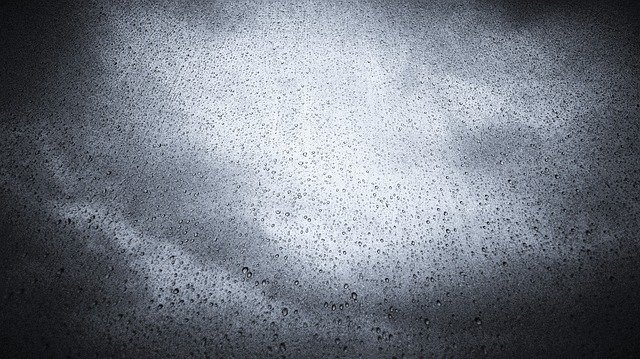 raindrops-3216608_640.jpg