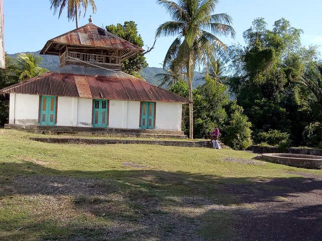 masjid Tgk.Chik Kuta Karang (1).jpg