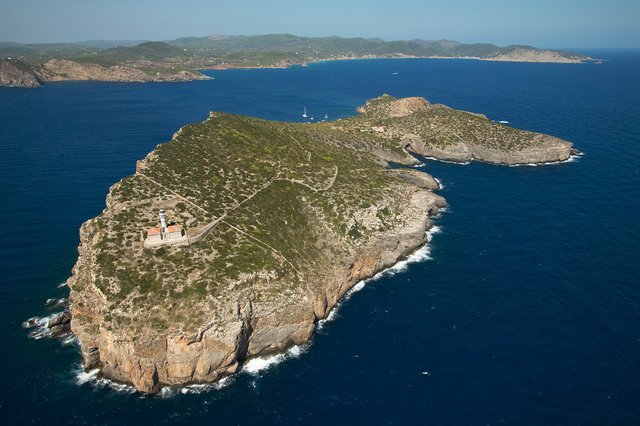 Tiny island of Tagomago. Ibiza 003.JPG