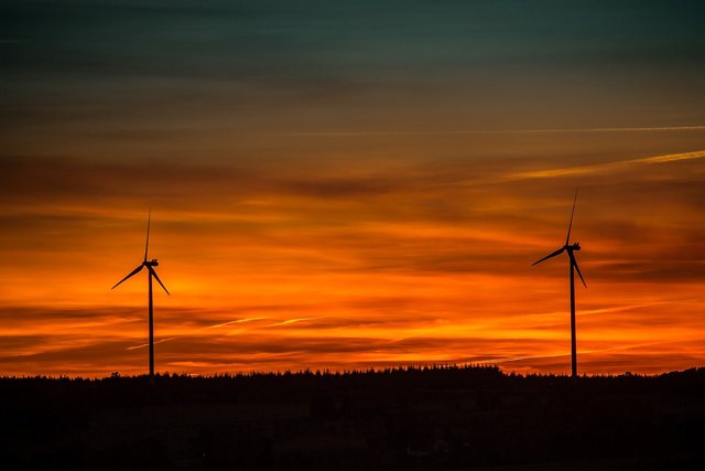 sunset-1786582_1280.jpg