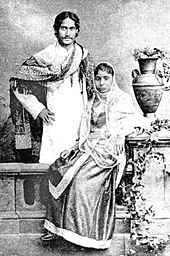 qlow-170px-Rabindranath-Tagore-Mrinalini-Devi-1883.jpg