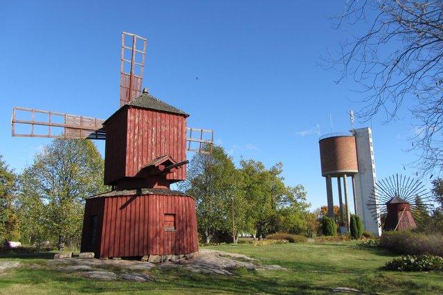 Windmill 3  (2).JPG