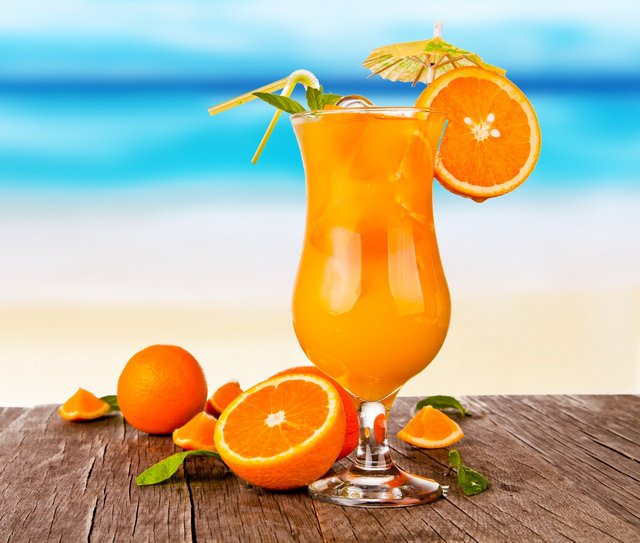 Orange-Lime-Cocktail-drink.-Photo-DrinkSwap.jpg