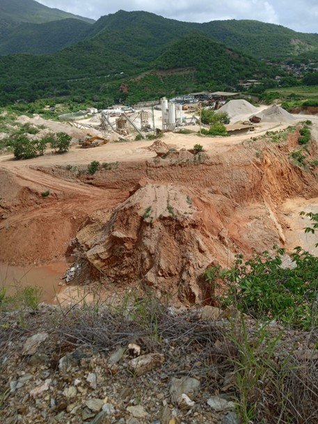 areas verdes cantera manzanillo.jpg