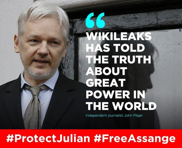 Assange-D3W7KGNX4AAfFXK.jpg