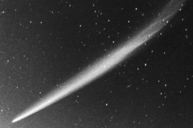 comet-ikeya-seki-30-october-1965.jpeg