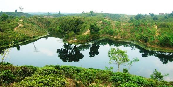 madhabpur-lake.jpg