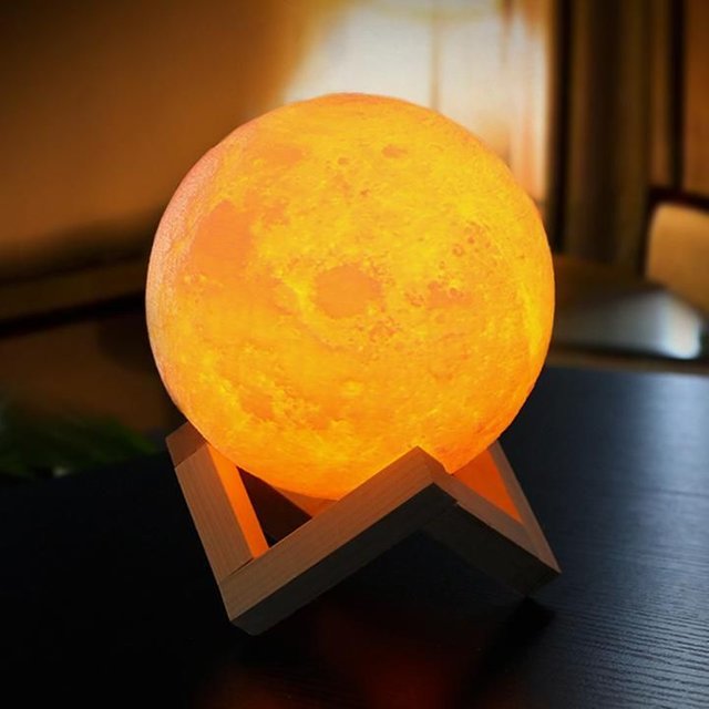 Moon night light LED lamp - DAXION market™.jpeg
