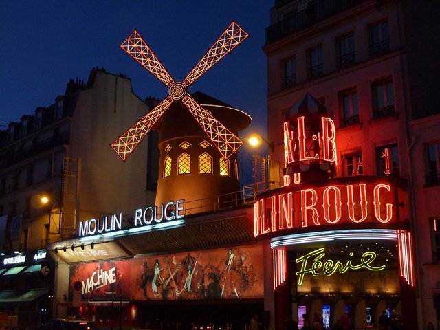 moulin-rouge-392147_960_720.jpg